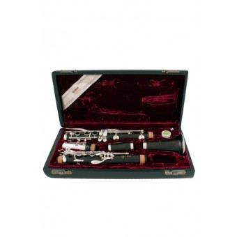Yamaha YCL-650 Bb Wooden Clarinet Outfit